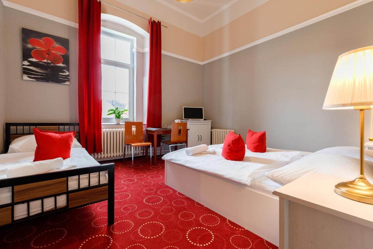 Sherwood Hotel Vojkovice Nad Ohri 외부 사진