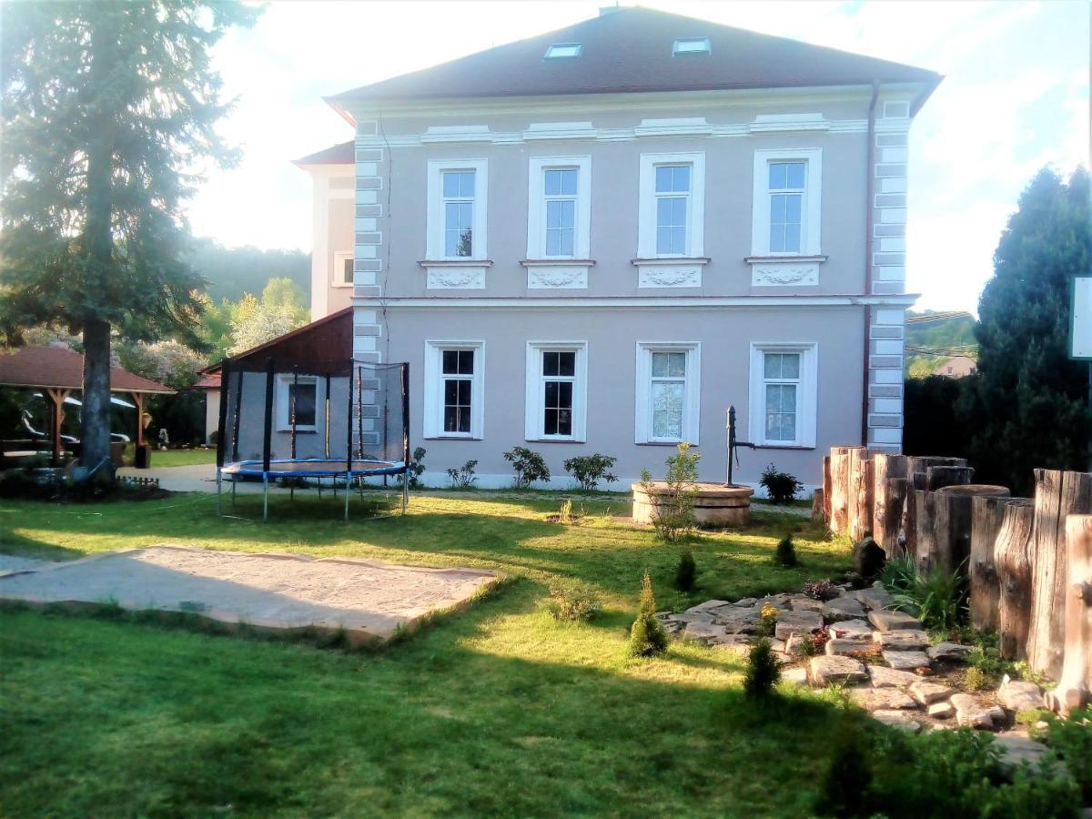 Sherwood Hotel Vojkovice Nad Ohri 외부 사진